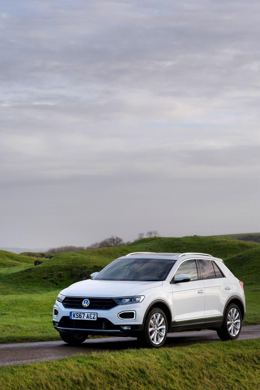  Volkswagen T-Roc 4Motion 2017 года  (UK) (фото 21 из 27)
